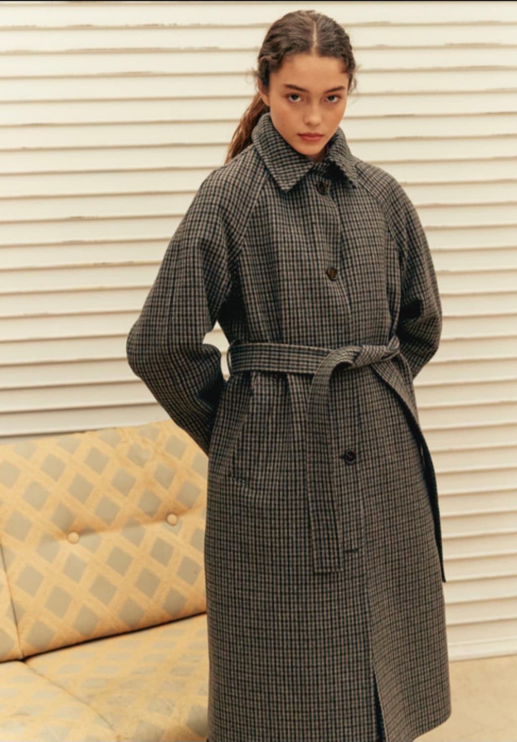 프론트로우 X 푸쉬버튼 후드포인트 체크 코트 상품이미지3