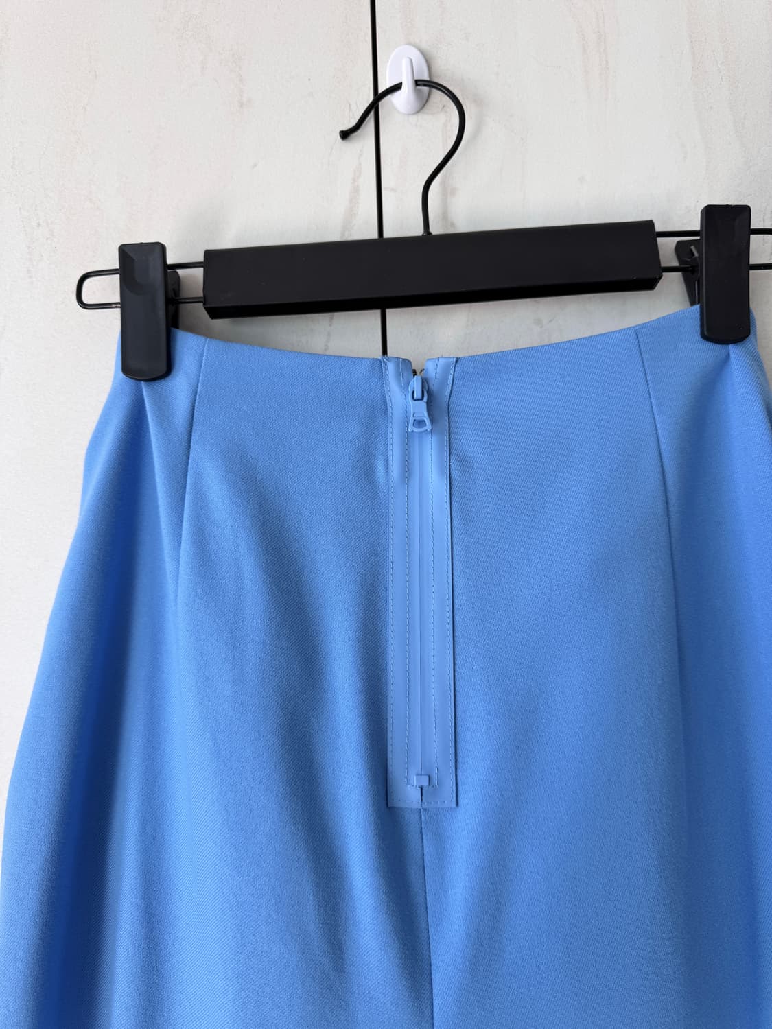 텍있는 새상품 Alice + Olivia 스카이블루 와이드 슬랙스 팬츠  상품이미지2