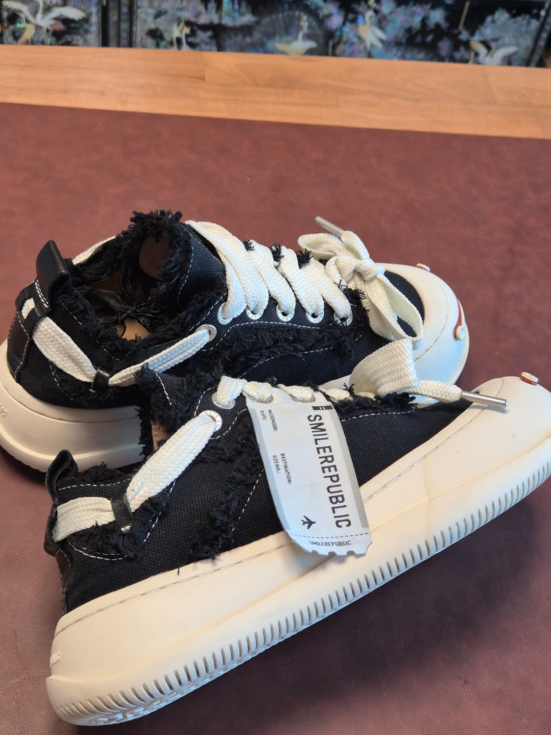 실착용1회 250(41) 스마일리퍼블릭 블랙 화이트 검흰 상품이미지8