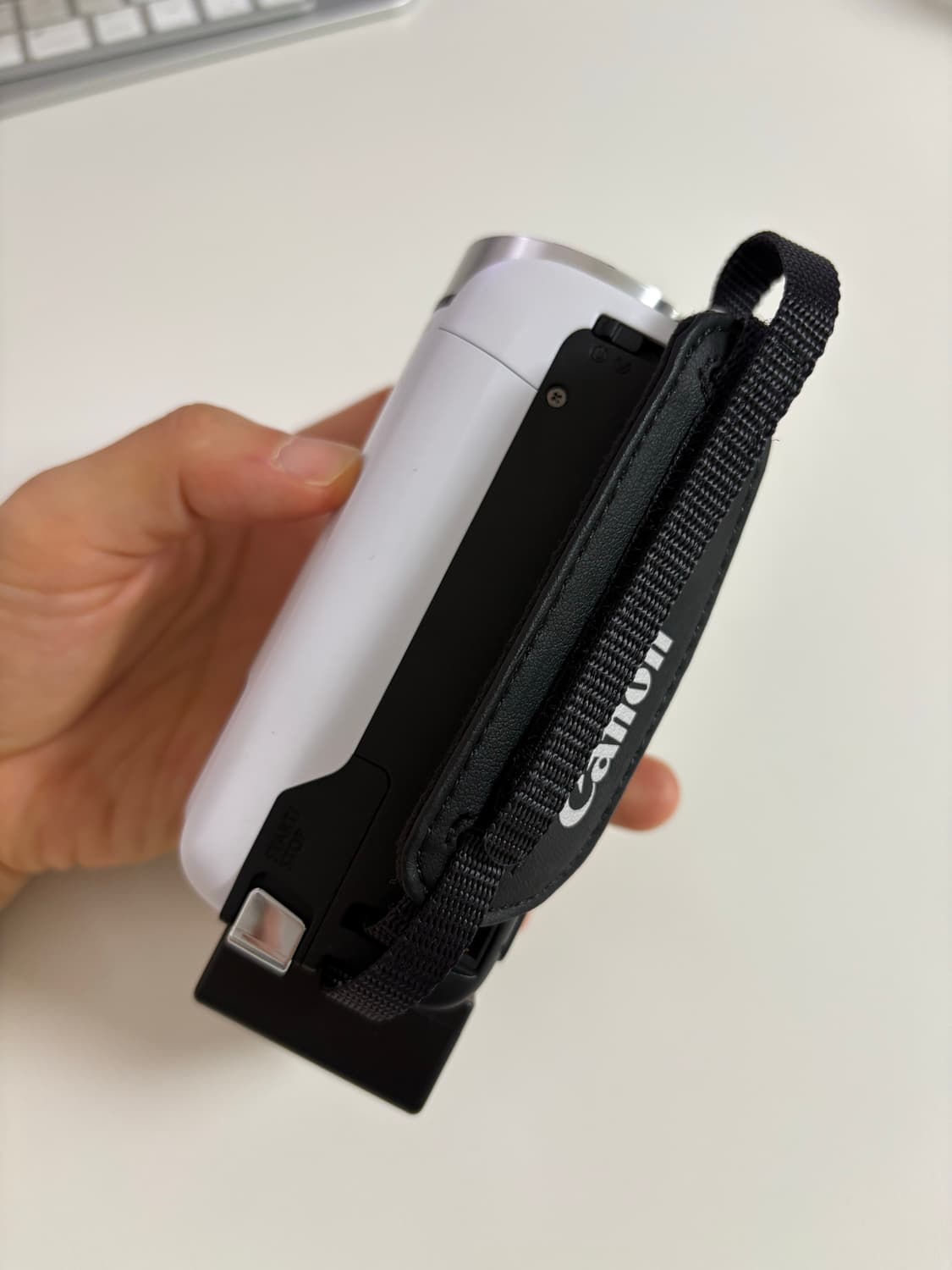 [새상품] canon ivis hf r800 (vixia 800) 화이트 상품이미지3