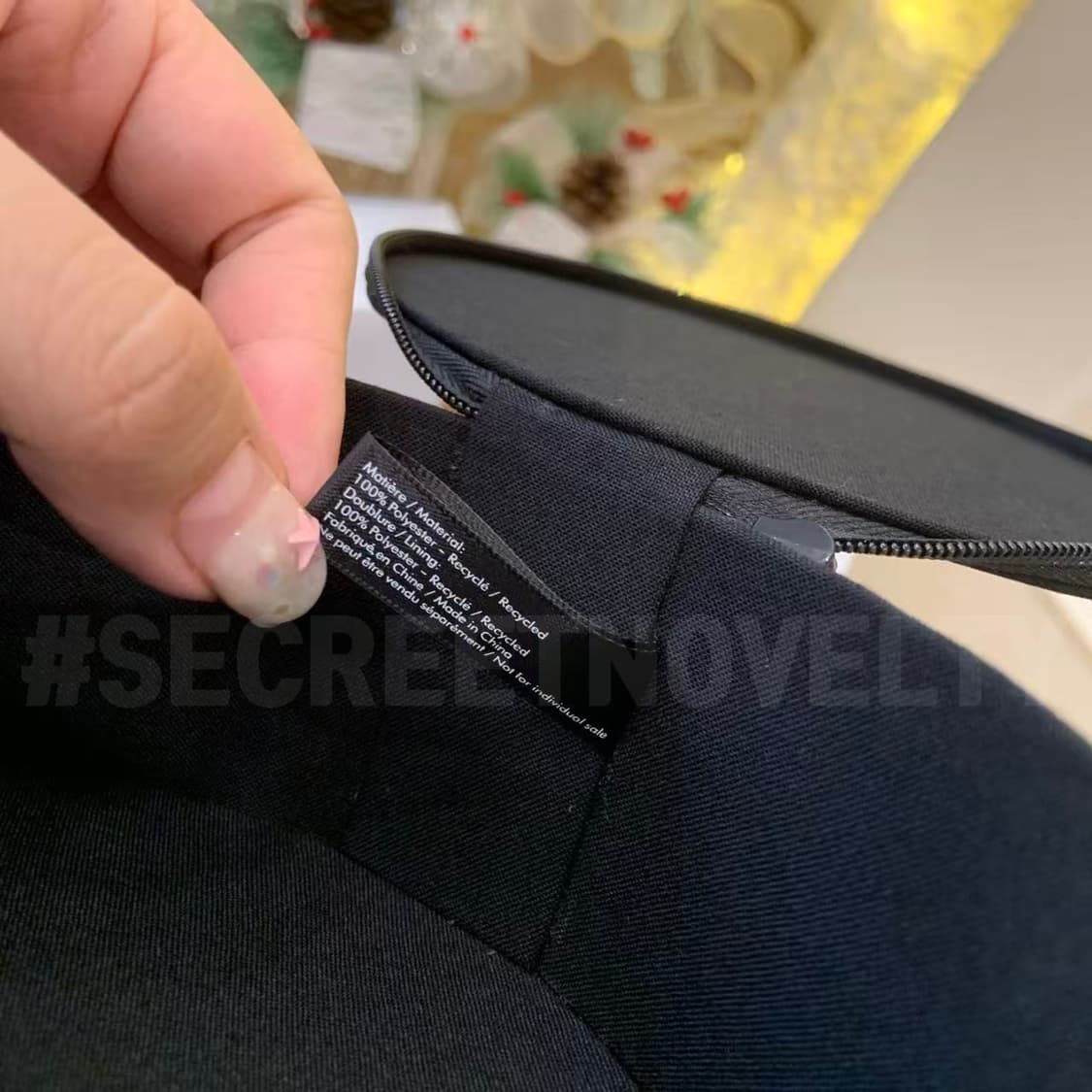 미우미우뷰티 신상 블루 원형 파우치 VIP 상품이미지1