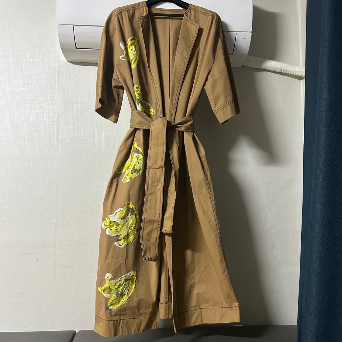 MSGM MILANO 갤러리아백화점) 바나나 자수 트렌치 코트 38 상품이미지1