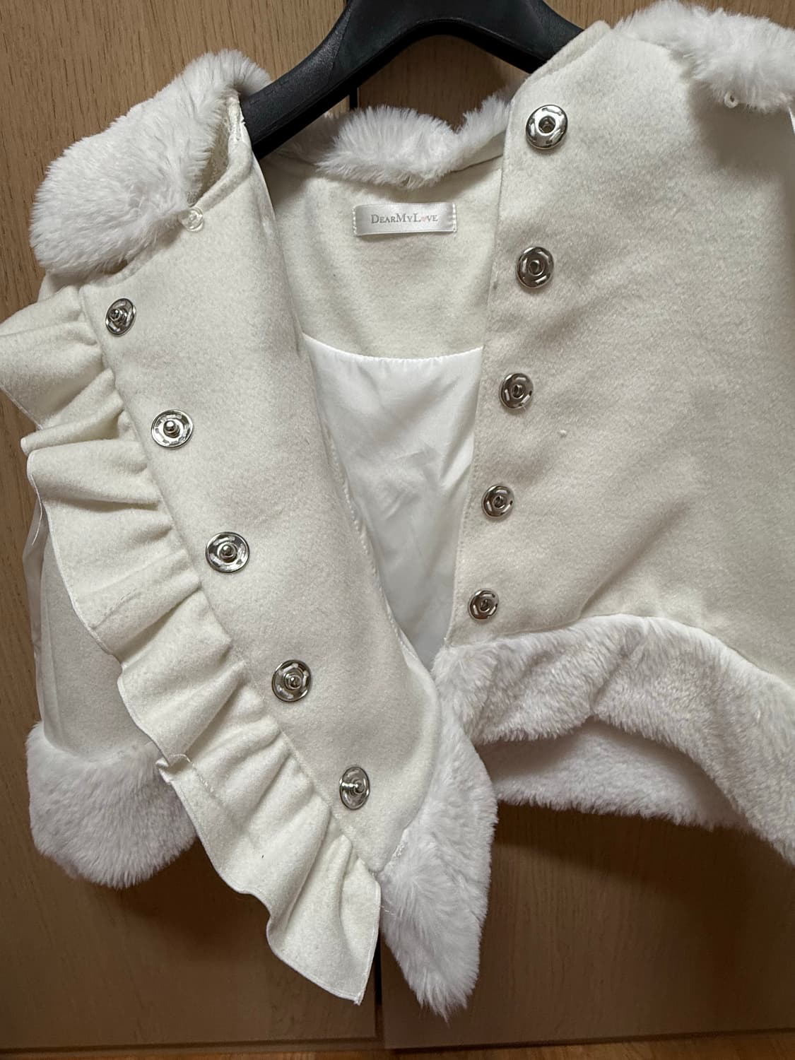 디어마이러브 디마럽 화이트 퍼 케이프 판쵸 하트 큐빅 stc 진리 핑크 상품이미지9