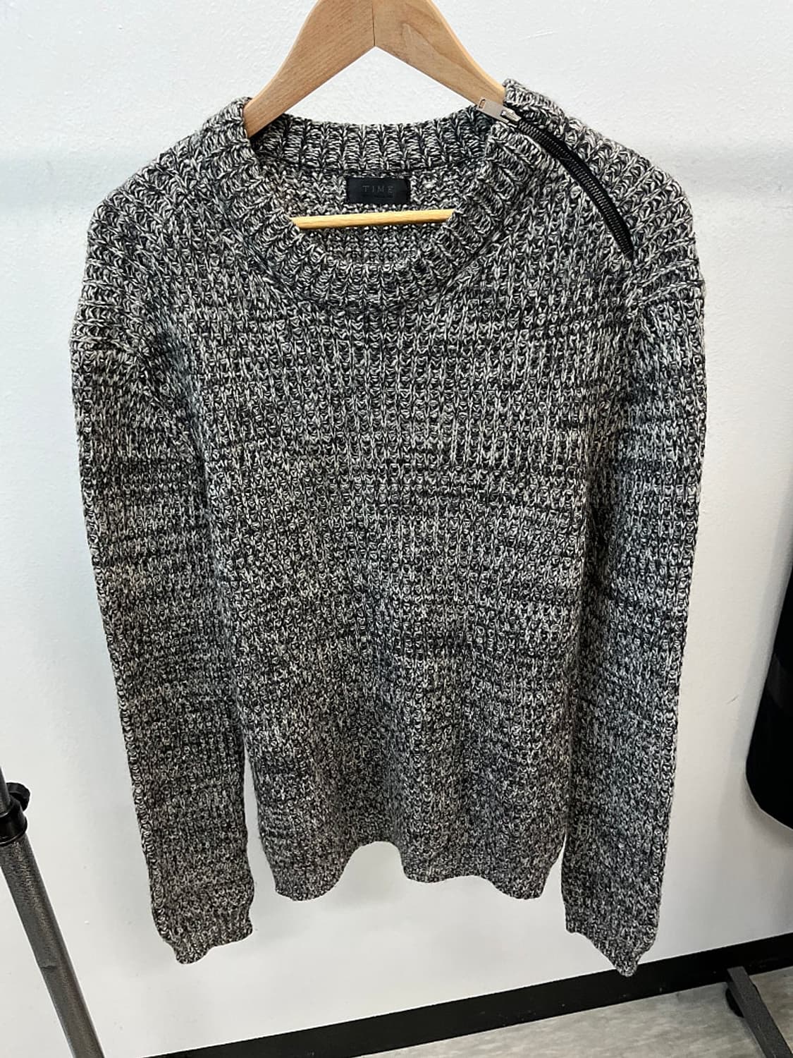 105) 타임 지퍼 알파카 니트 상품이미지2