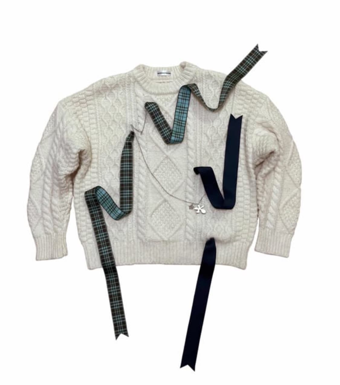 써멈보넘 리본 니트 아이보리 상품이미지4