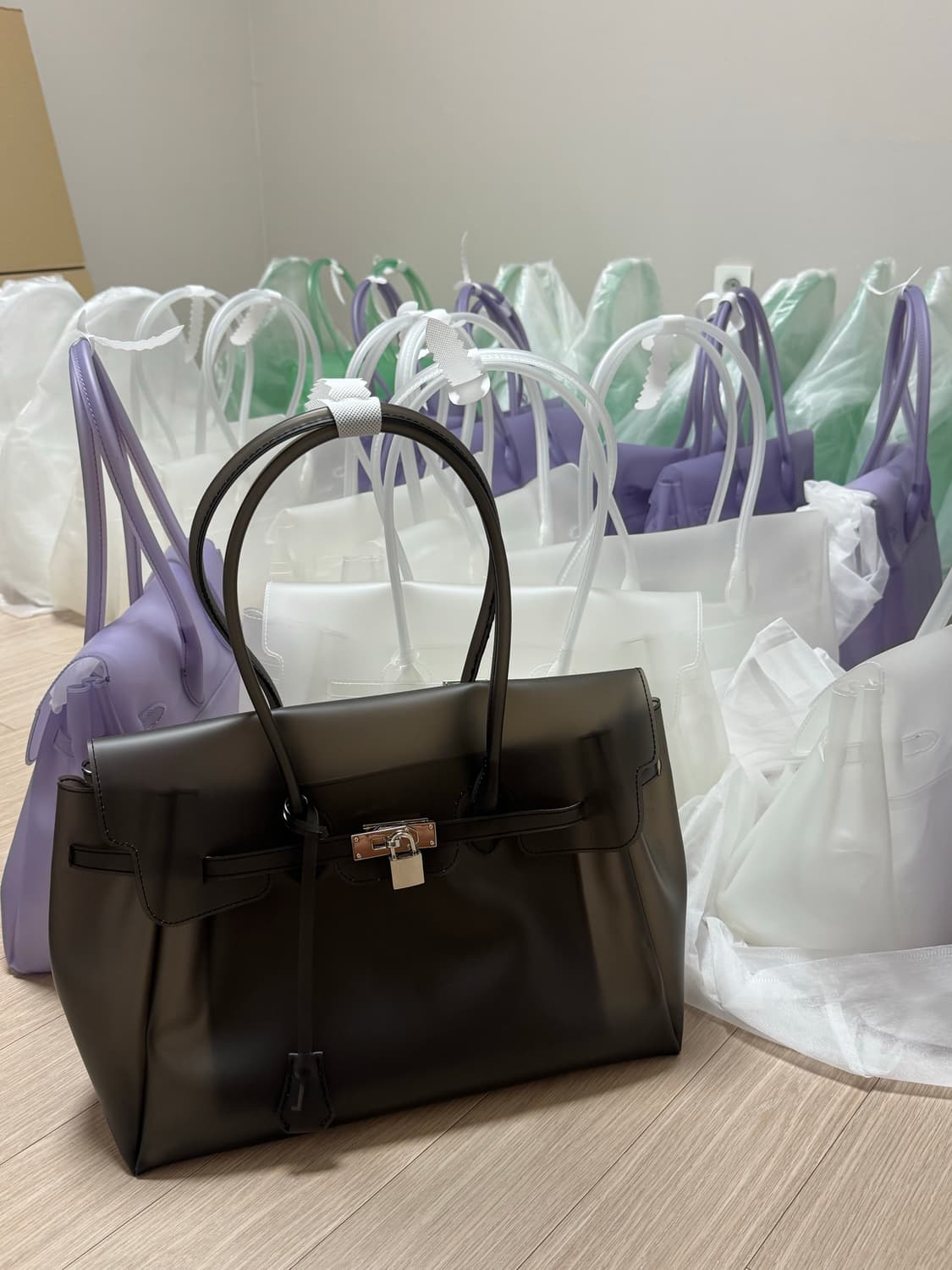 B급할인,당일발송✨고퀄소재 TPU 젤리버킨 젤리백 상품이미지1
