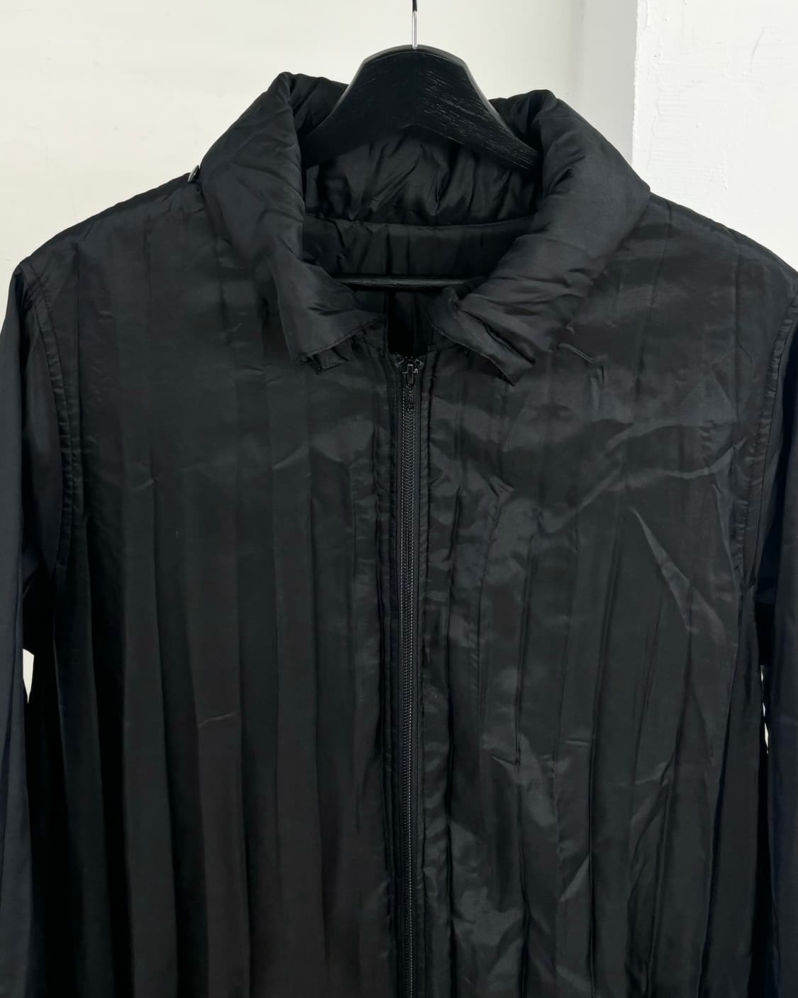 스피치오 플리츠 패디드 코트  상품이미지2