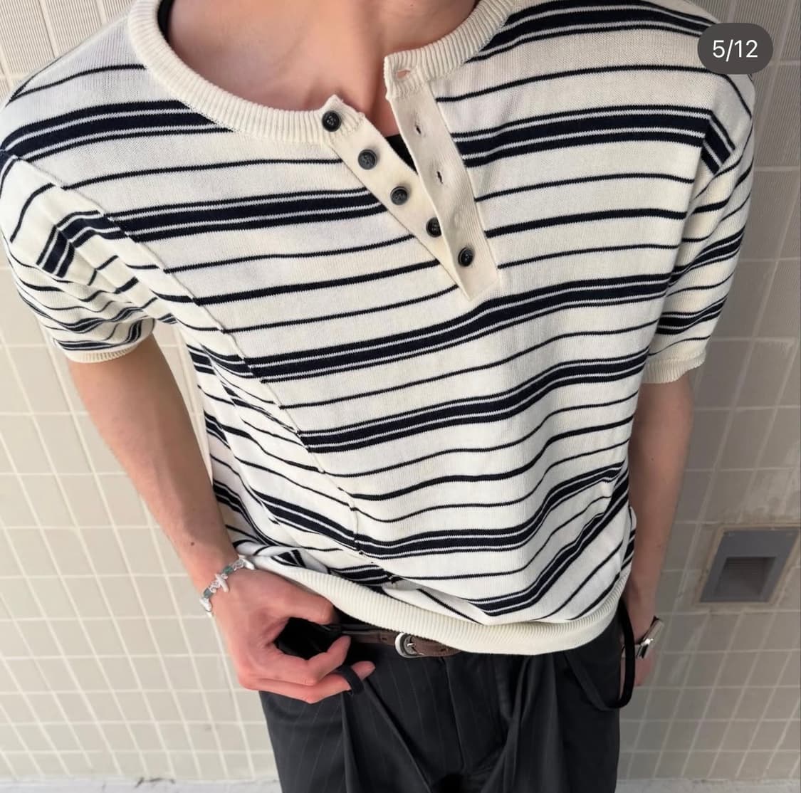 웨이비니스 Diagonal Flow Henley Neck Half Kni 상품이미지2