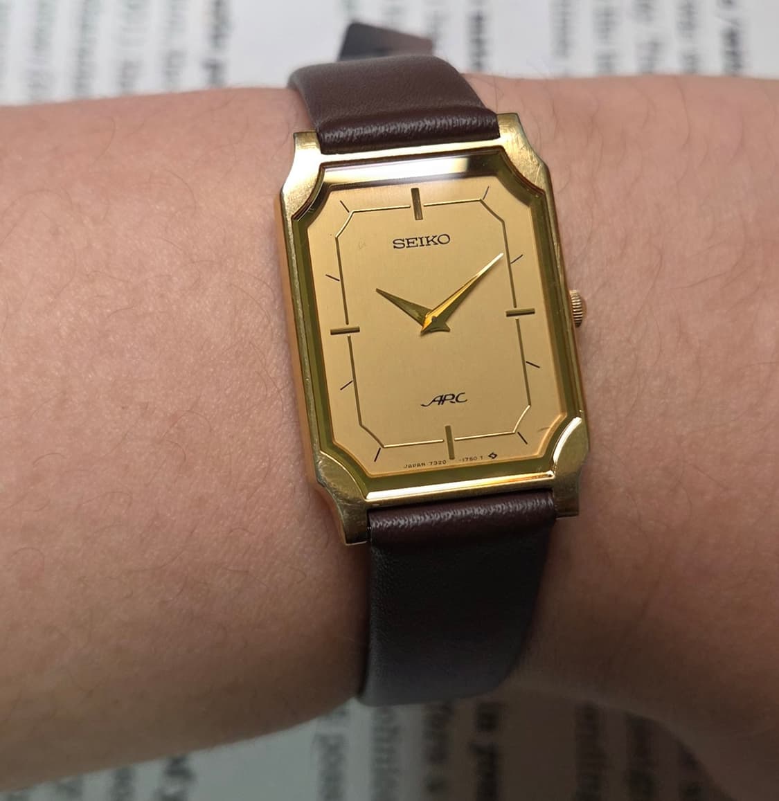 레어] 빈티지 세이코 아크(ARC) 탱크 샴골판 칼침핸즈 슬림쿼츠   상품이미지9