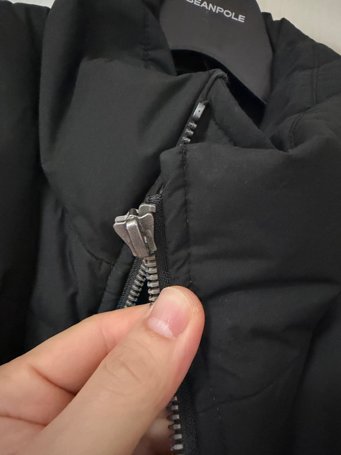 mmgl 에센셜 구스다운 블랙 2 사이즈 상품이미지3