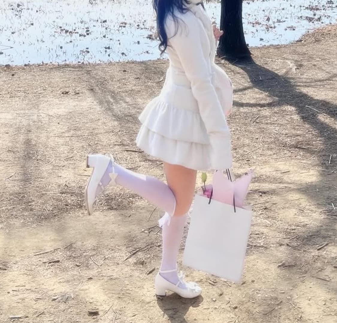 트랄라라 화이트 코트 상품이미지6