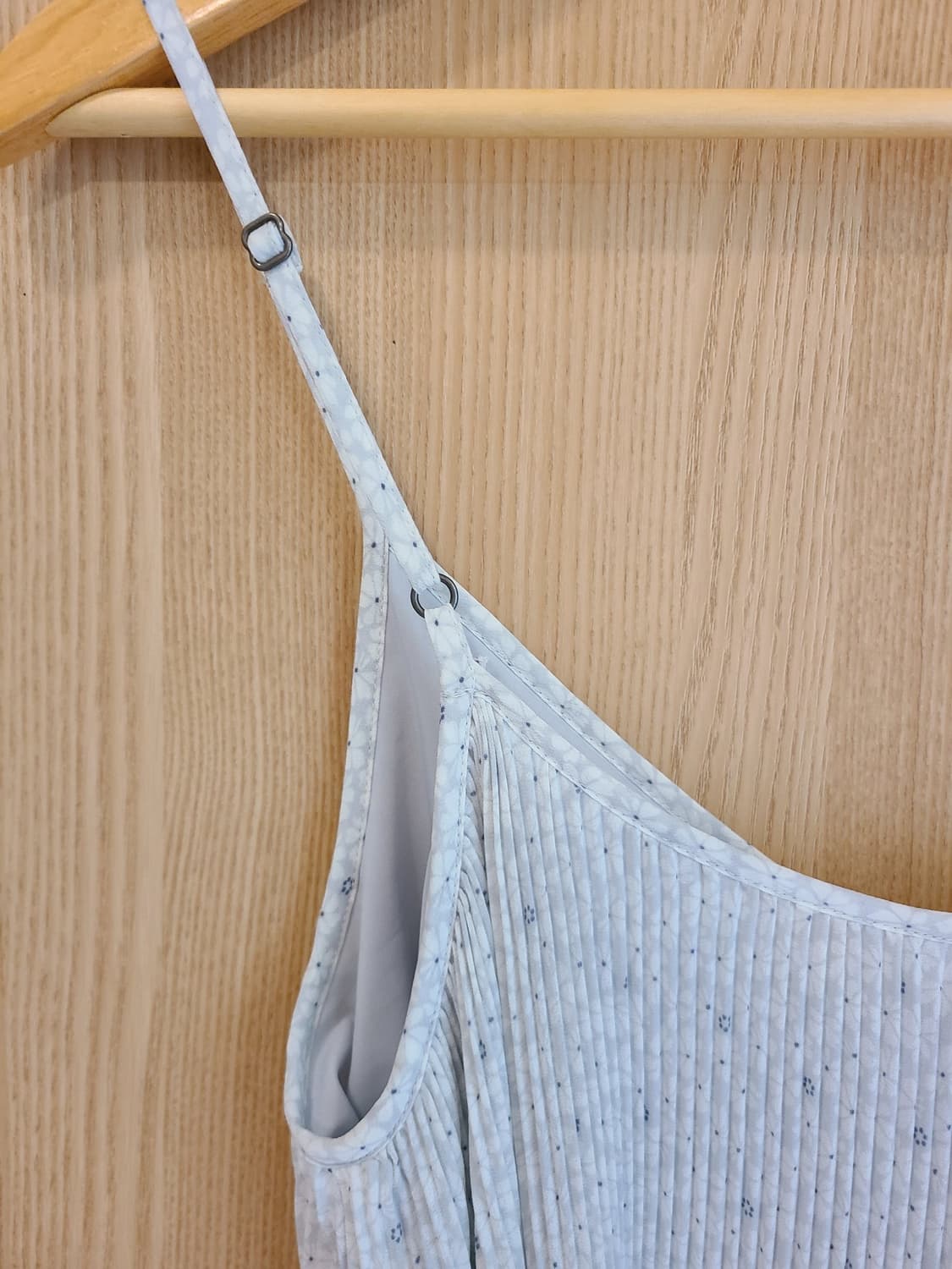 👗(아베크롬비앤피치) 뽀송뽀송 플리츠 끈원피스 (XS) 상품이미지9