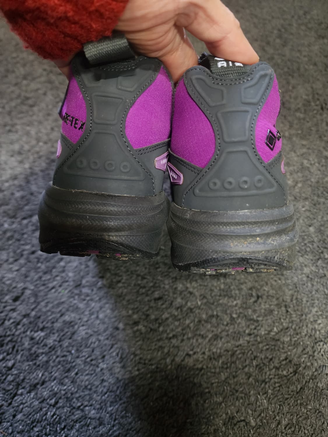 나이키 에어맥스 SNDR 고어텍스 볼드 베리 상품이미지7