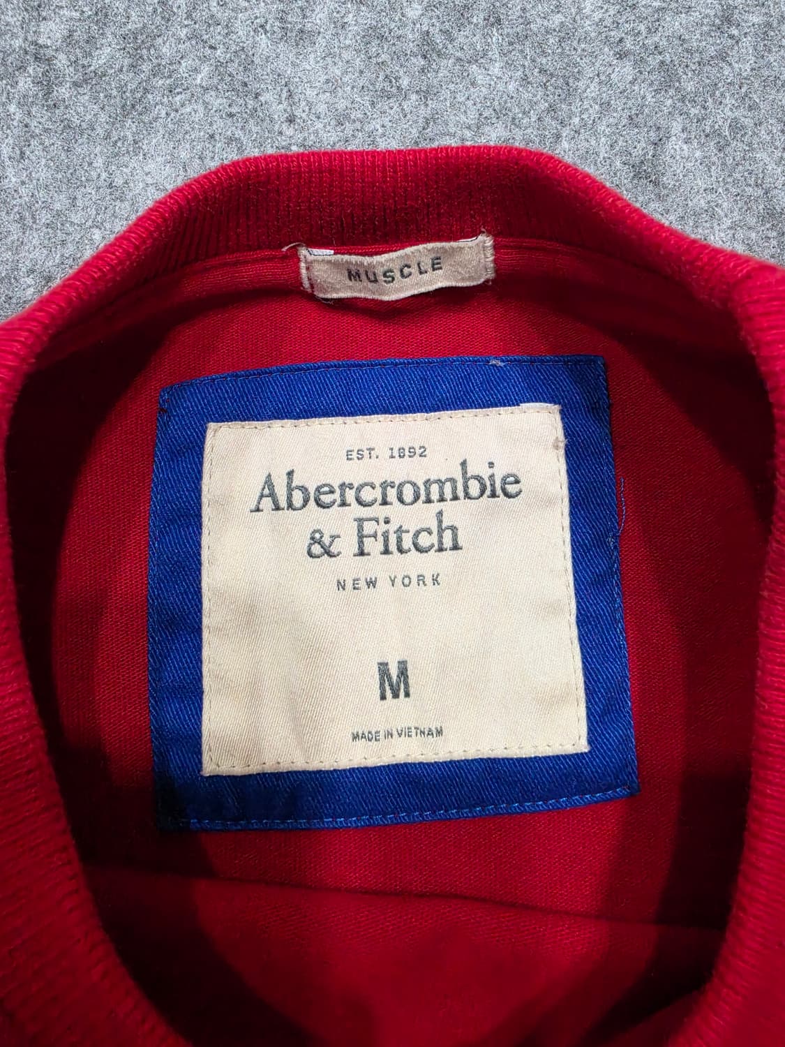 아베크롬비 앤 피치 스펠 로고 패치 롱슬리브 긴팔티 M 상품이미지5