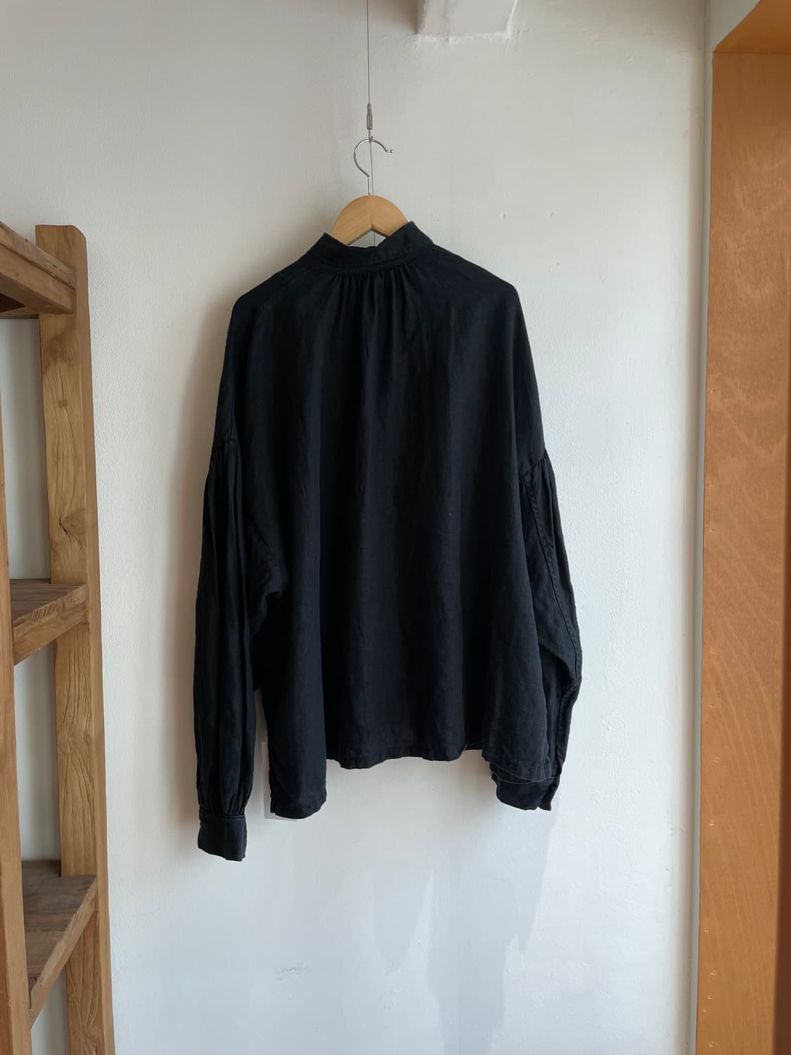 캐피탈 린넨 캔버스 프릴링 지피 블라우스 상품이미지6