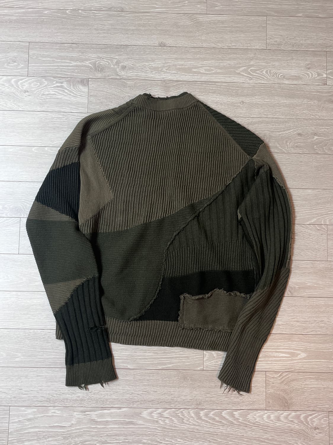 헬무트랭 디스트레스드 패치워크 니트 상품이미지3