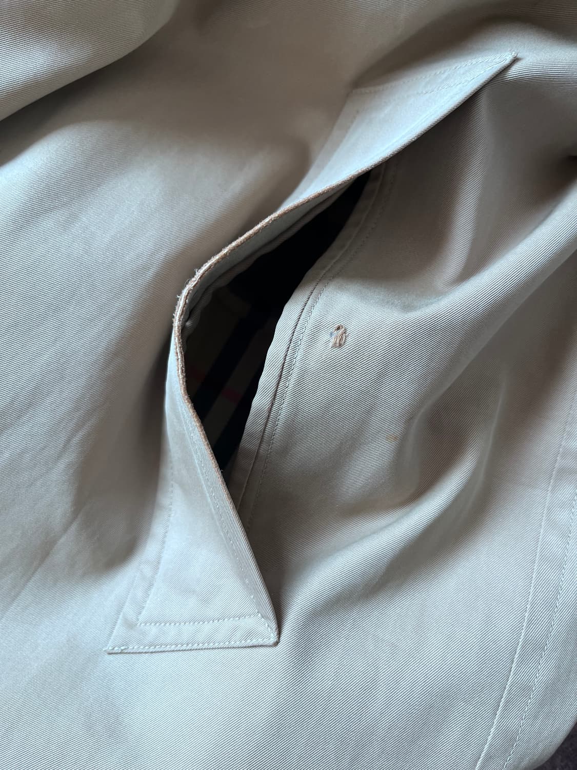 버버리 남성 베이지 트렌치코트 상품이미지9