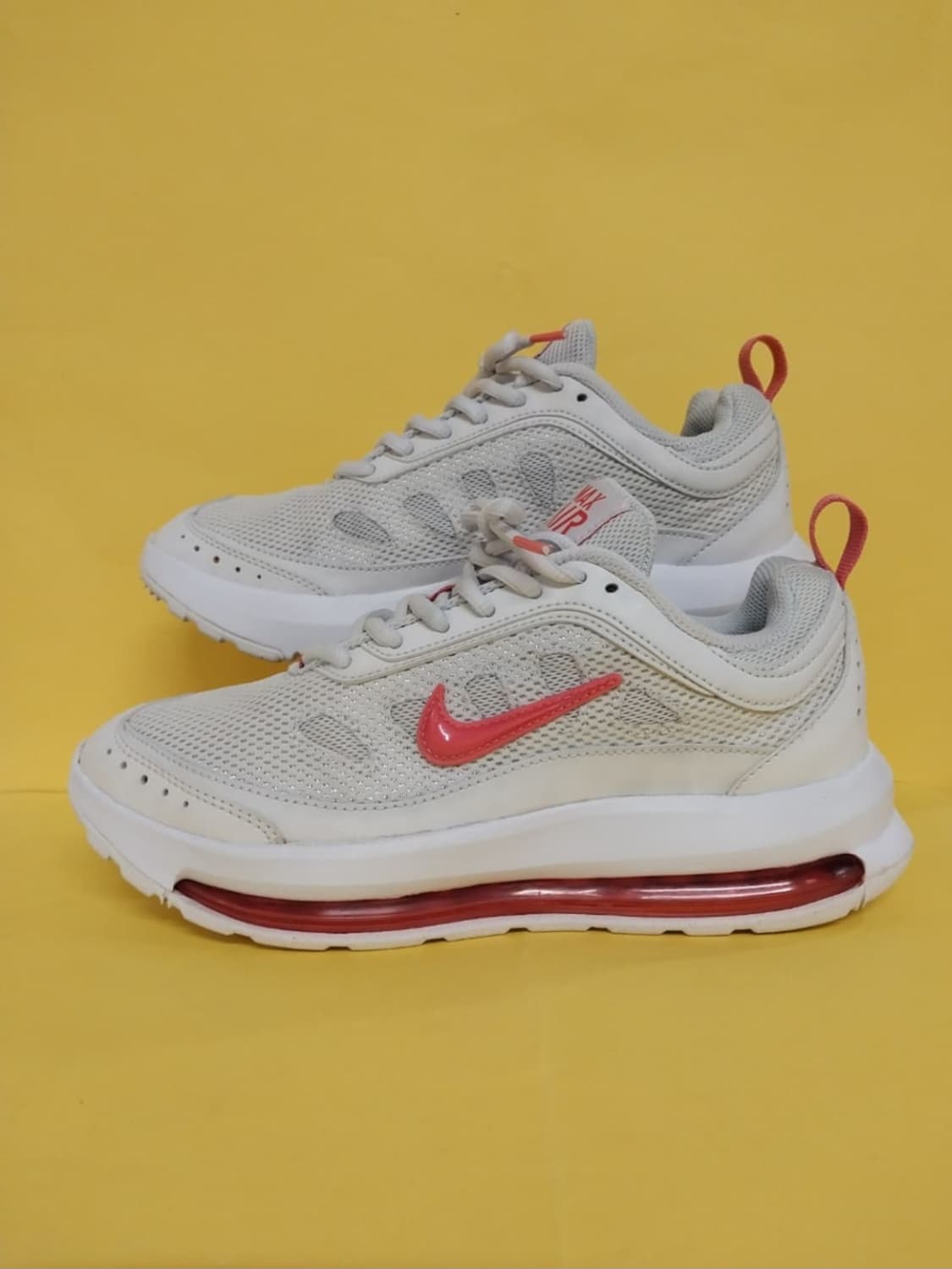 여성 나이키 에어맥스 AP  운동화 (235) 상품이미지1