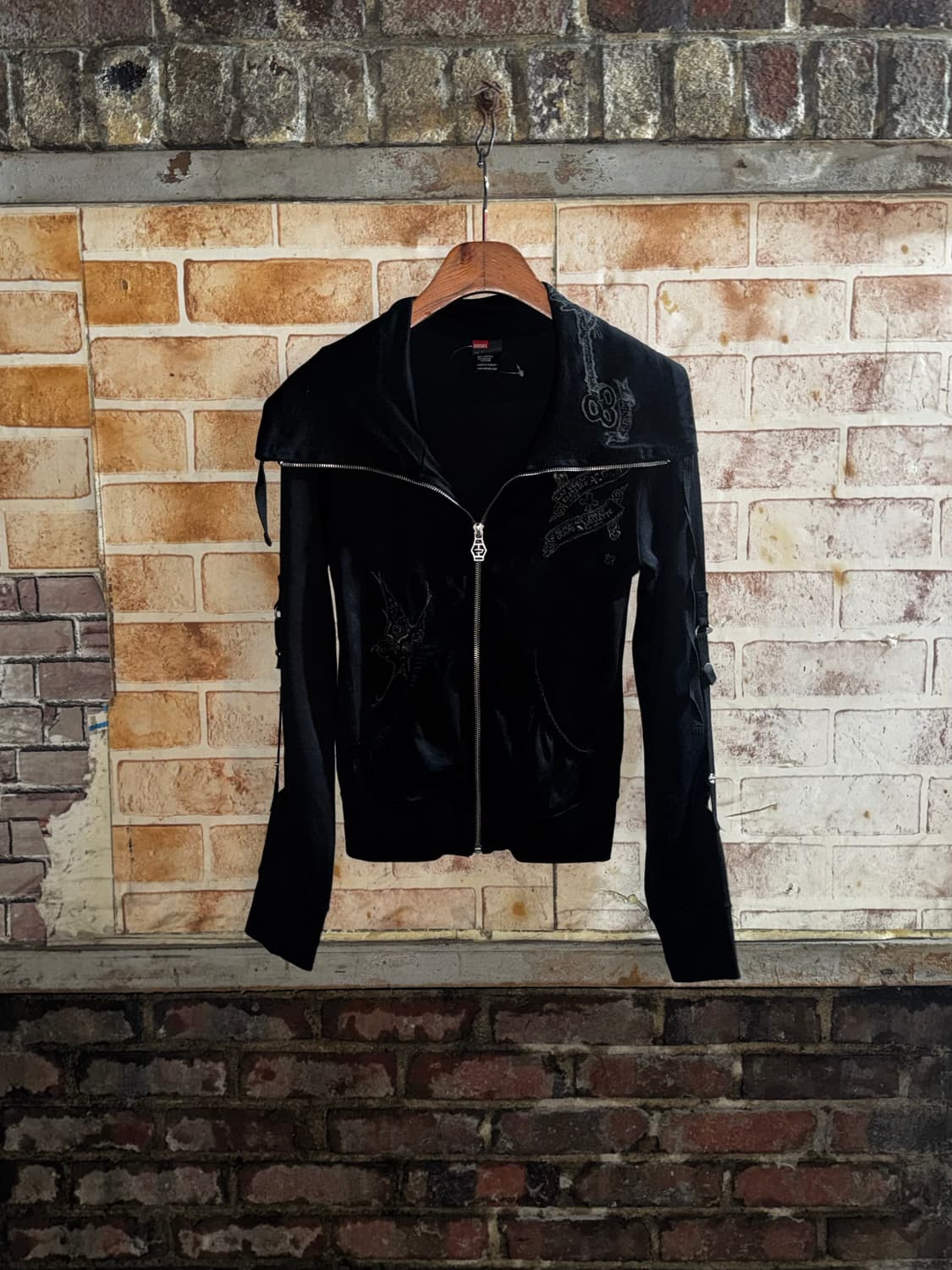 디젤 오리엔탈 프린팅 딱붙 하이넥 집업  상품이미지3