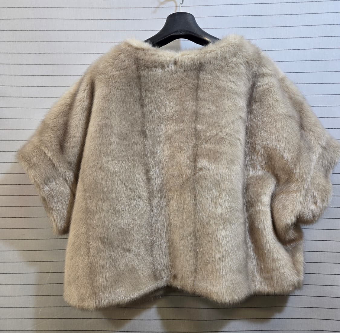 Double J 베이지 퍼 자켓 상품이미지6