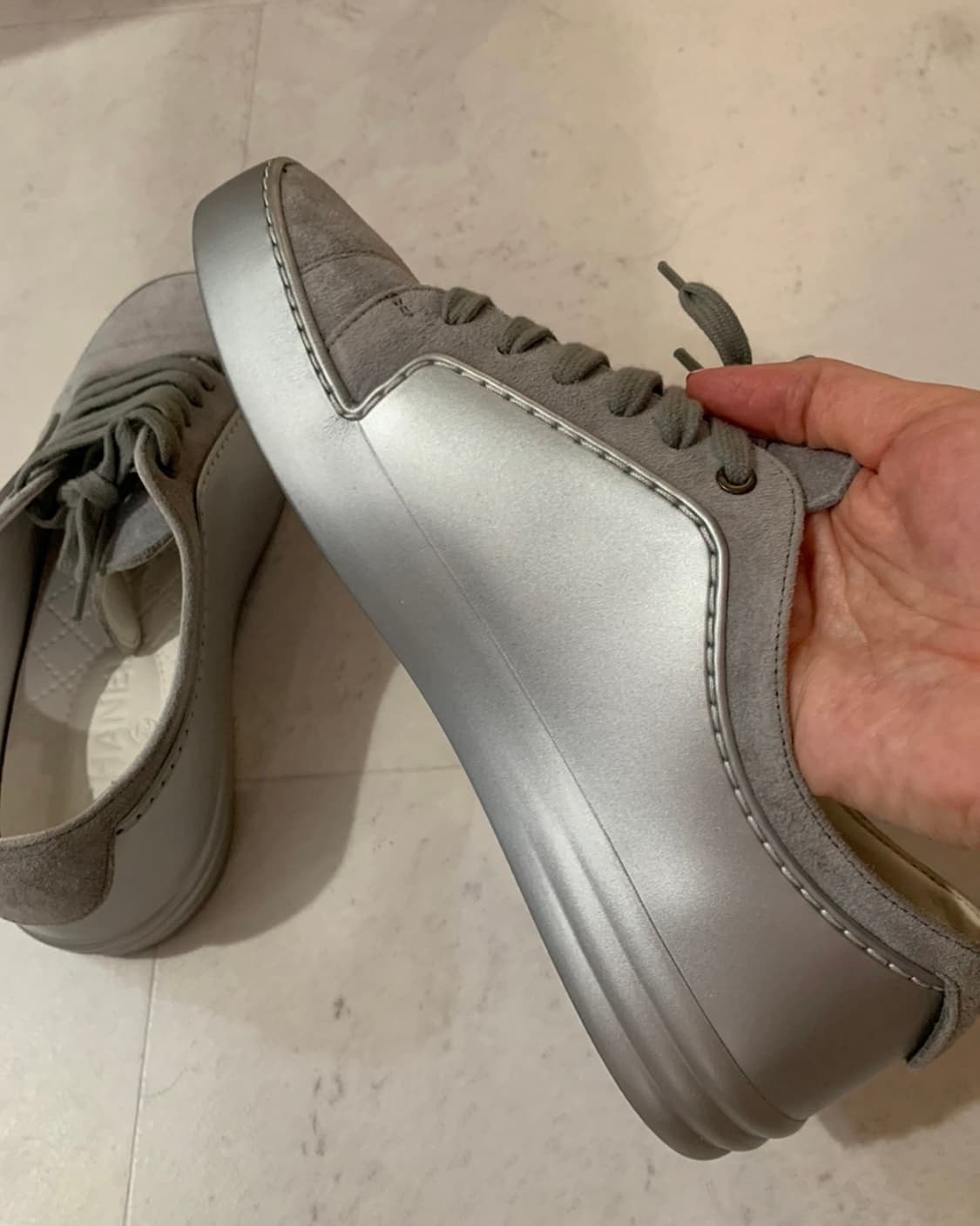 샤넬 스니커즈 38.5 상품이미지5