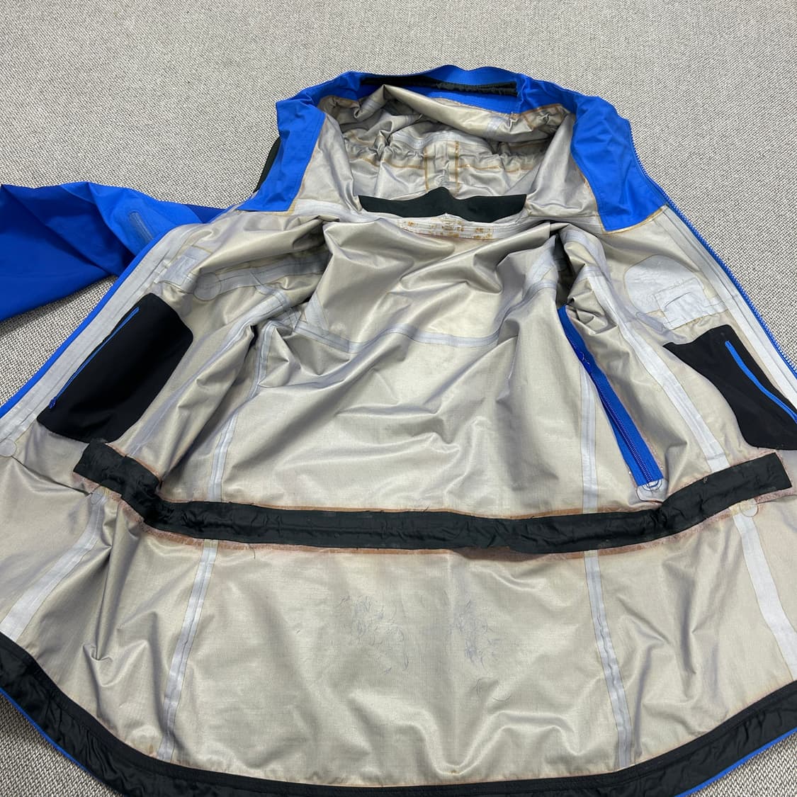 아크테릭스 우먼스 90s 알파SV 고어텍스 자켓(S) 상품이미지5