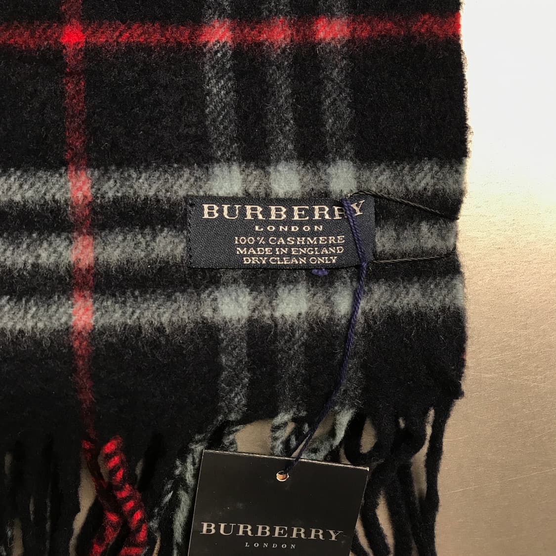 버버리 정품 캐시미어 머플러 네이비 상품이미지4