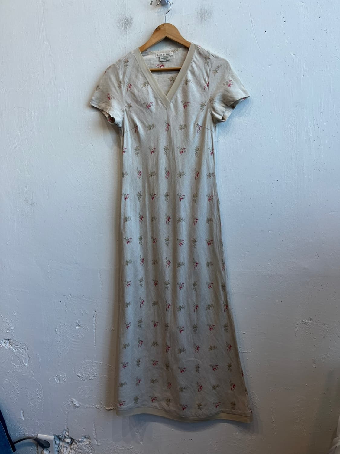 LAURA ASHLEY 로라 애슐리 퓨어린넨 플라워 원피스 상품이미지1