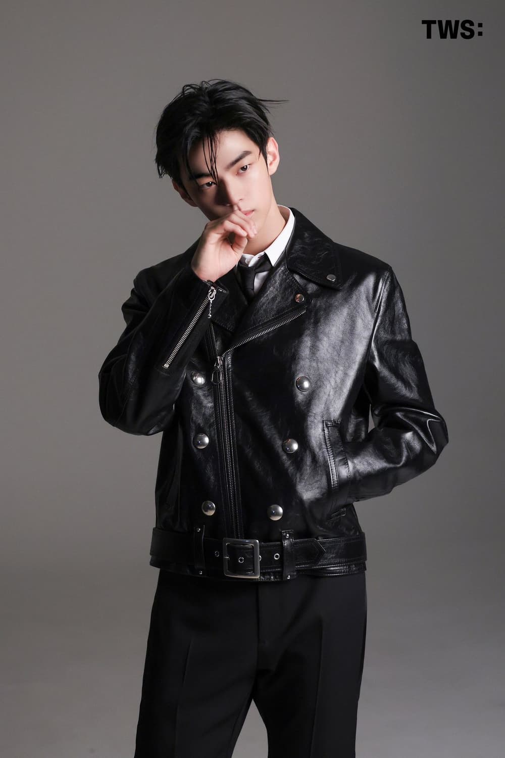 [투어스 도훈님 착용] 셀린느 24AW 레더 자켓 상품이미지1