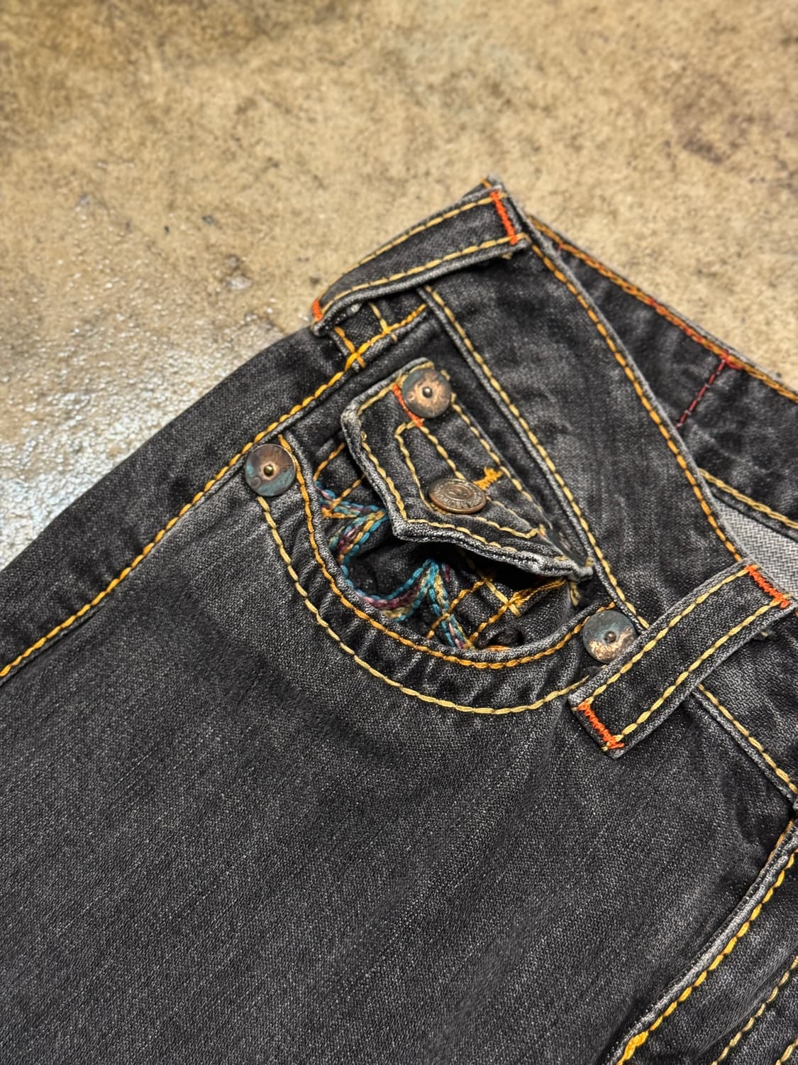 27-28 ) TRUE RELIGION 상품이미지3