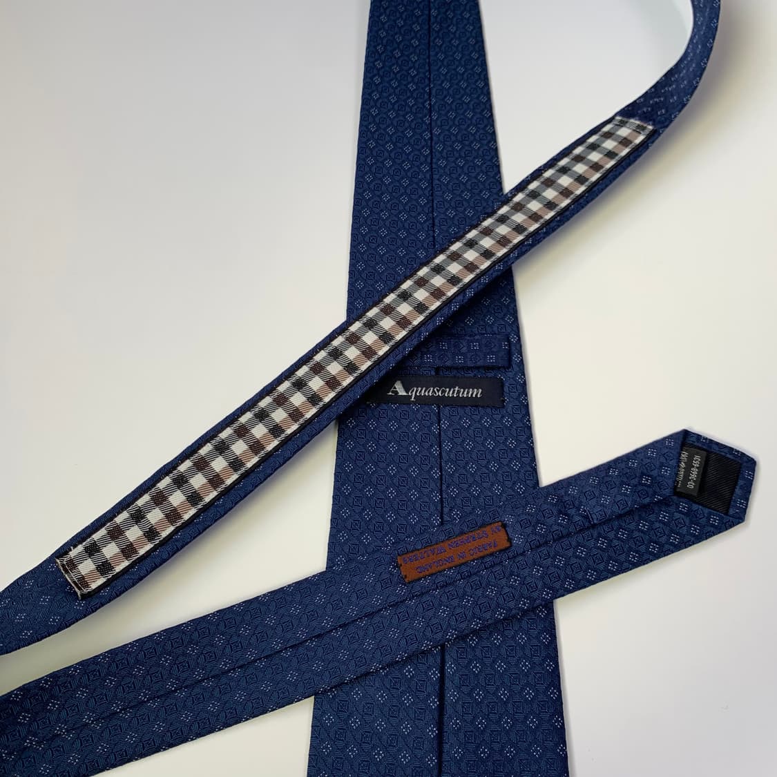 아쿠아스큐텀 명품 네이비 정장넥타이 100실크 A+등급 최상급 상품이미지8