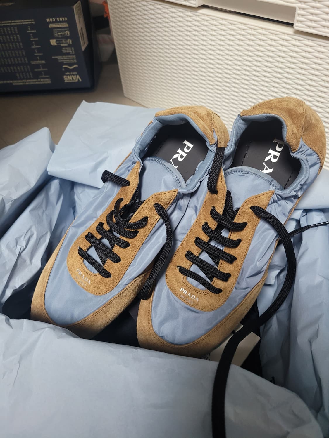 프라다 컬랩스 리나일론 애스트럴 블루/시나몬 39사이즈 상품이미지1