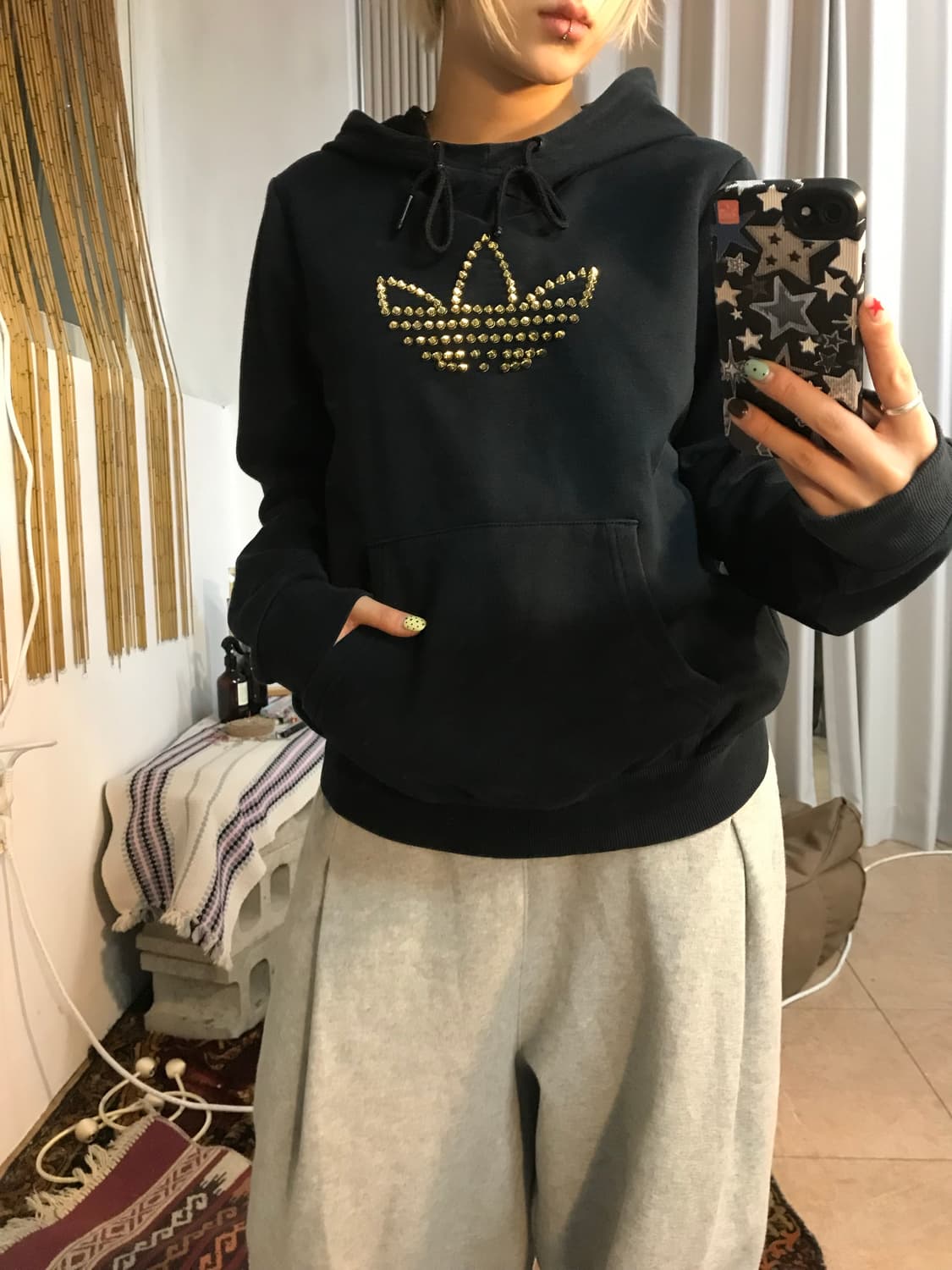 아디다스 여성 파이어버드 금장 스터드 기모 후드티  상품이미지1