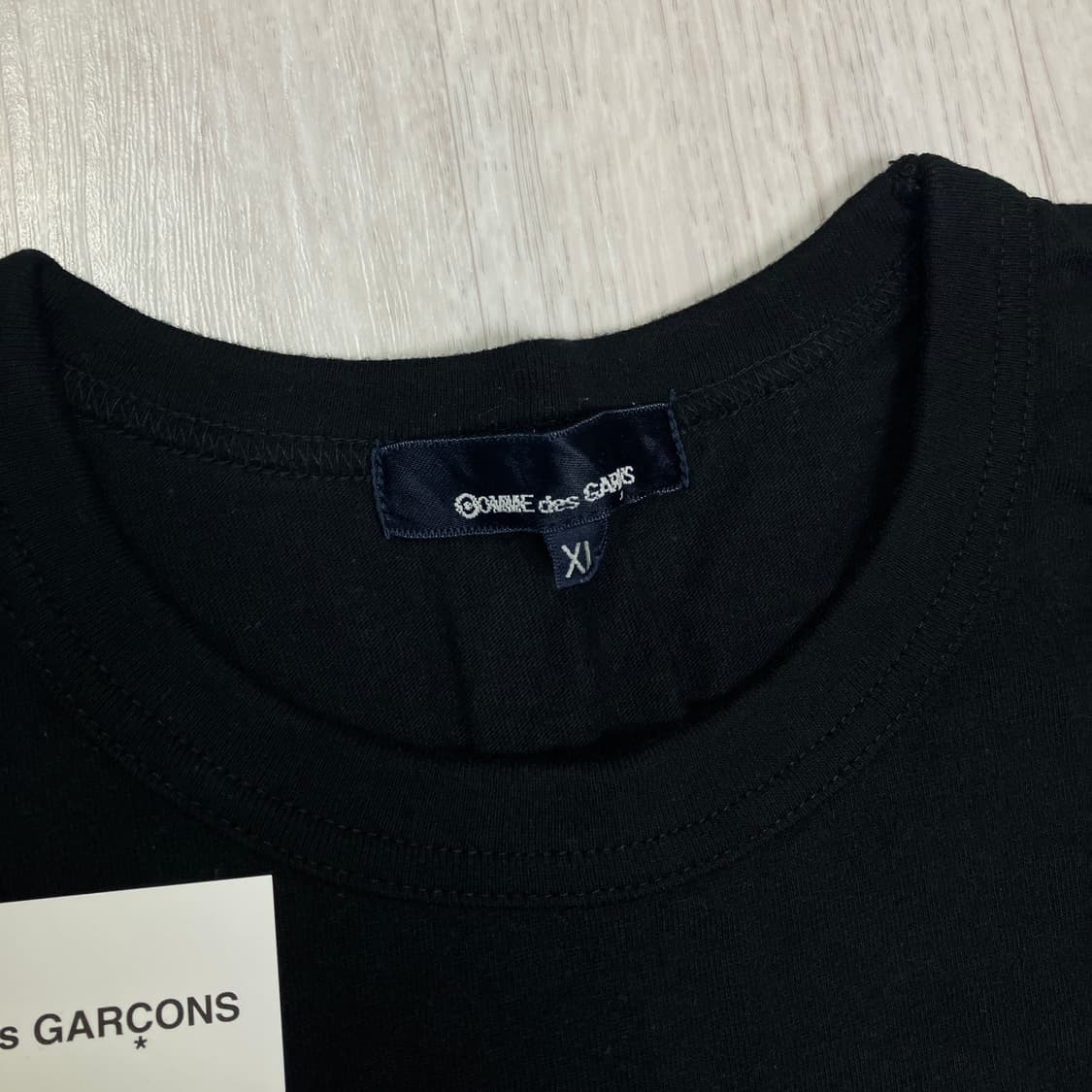 [XL] 꼼데가르송 아오야마 ccc 반팔 블랙 상품이미지2