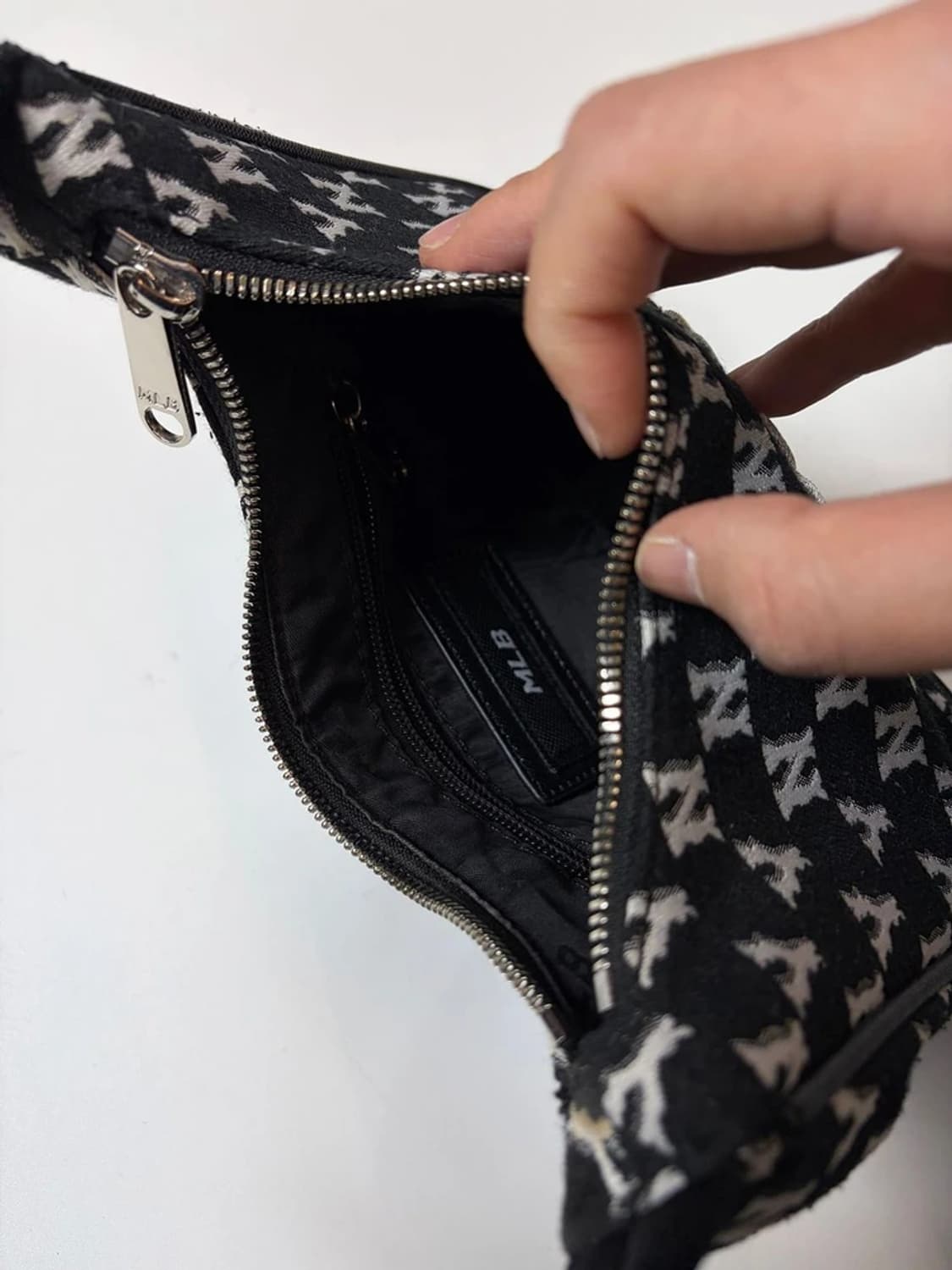 MLB 모노그램 자카드 뉴욕양키즈 호보백 Q1500 상품이미지7