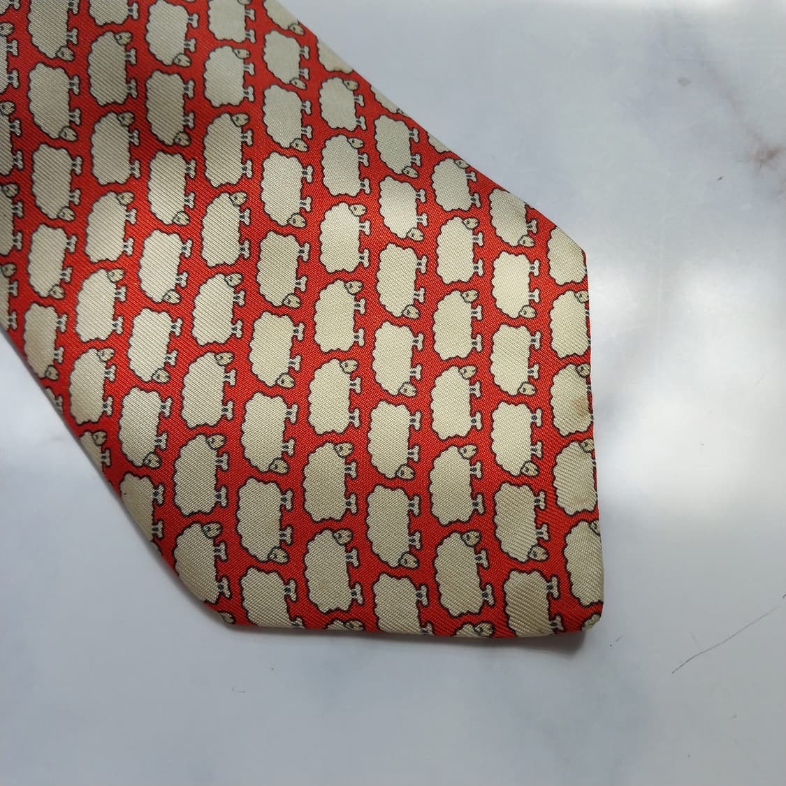 에르메스 실크 오렌지&베이지 양 패턴 넥타이 8.5cm B등급 K783
 상품이미지8