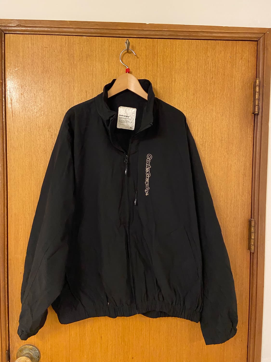 코드그래피 블랙 바람막이 자켓 상품이미지1