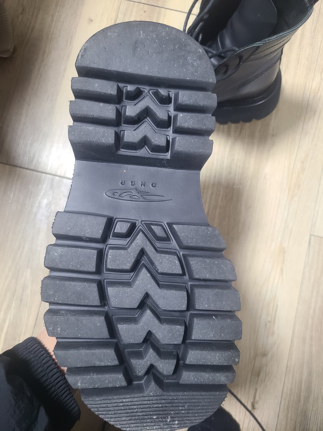 dnsr맘모스 워커 블랙 250사이즈 팝니다 상품이미지5