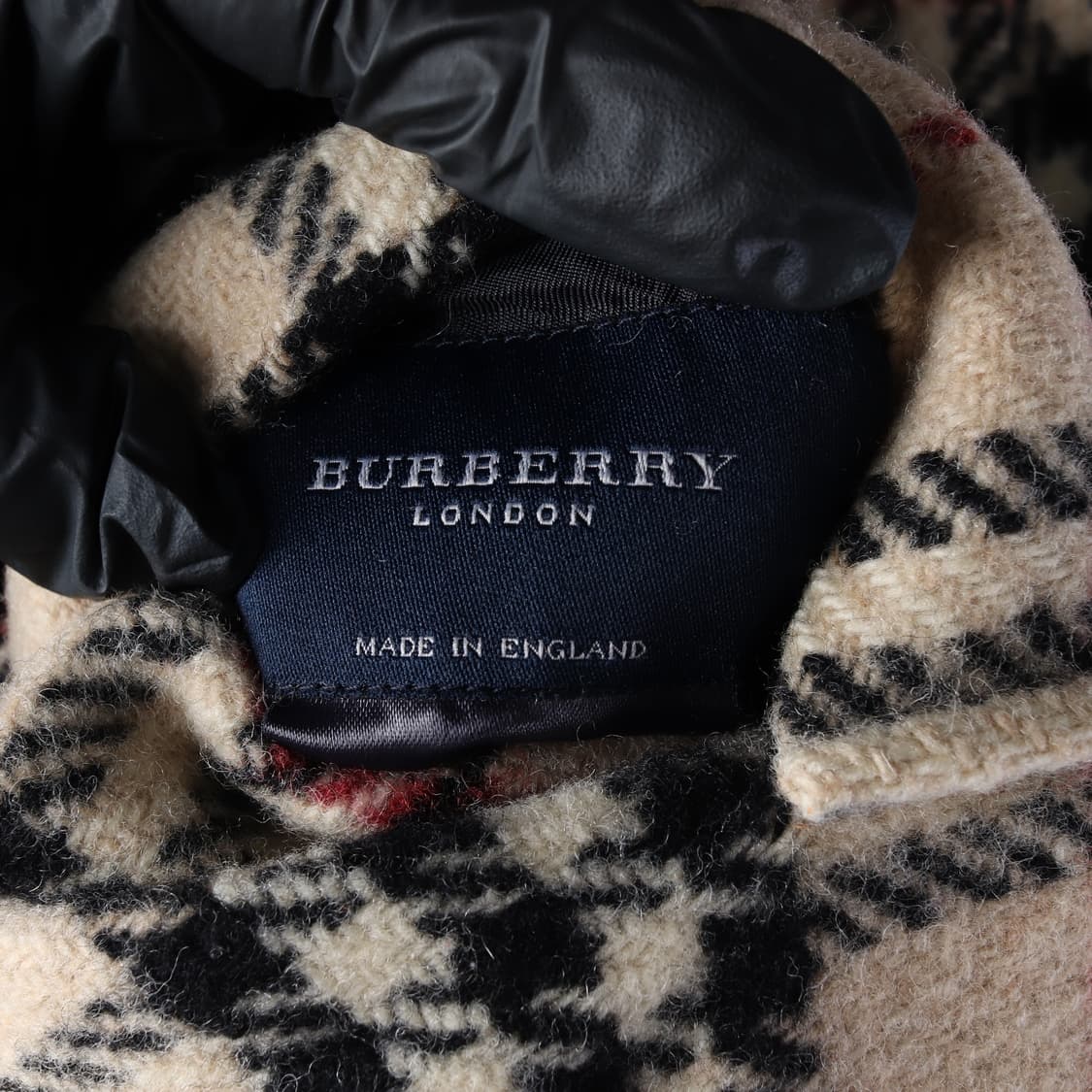 버버리 노바 체크 리버서블 점퍼 울 100% 코트 상품이미지4