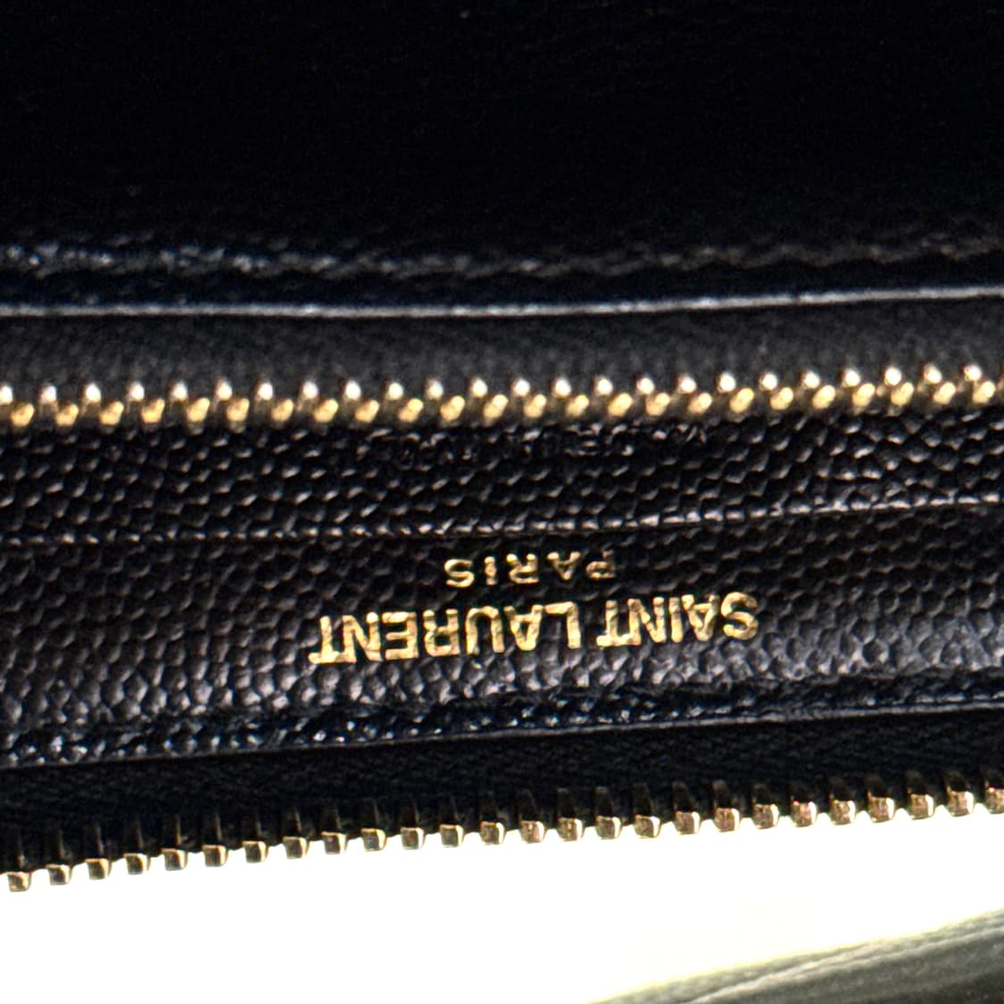 입생로랑 지퍼돌이 컴팩트 장지갑 상품이미지8