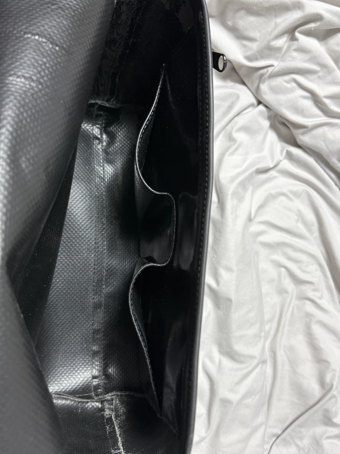 프라이탁 하와이 파이브 오 '리얼 올블랙' (내피까지 블랙) 민트택O 상품이미지3