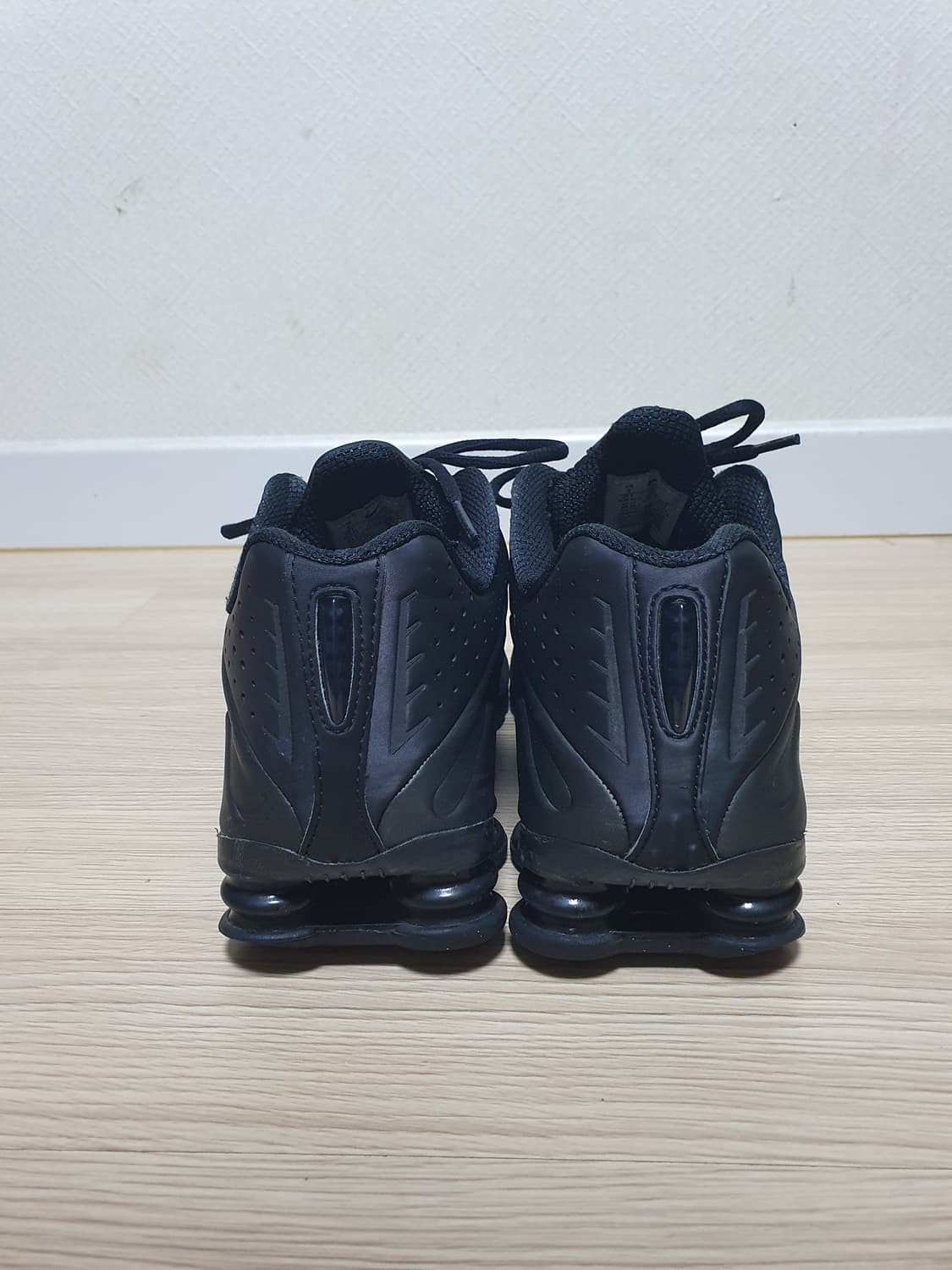 나이키 샥즈 R4 블랙 운동화 270 상품이미지5