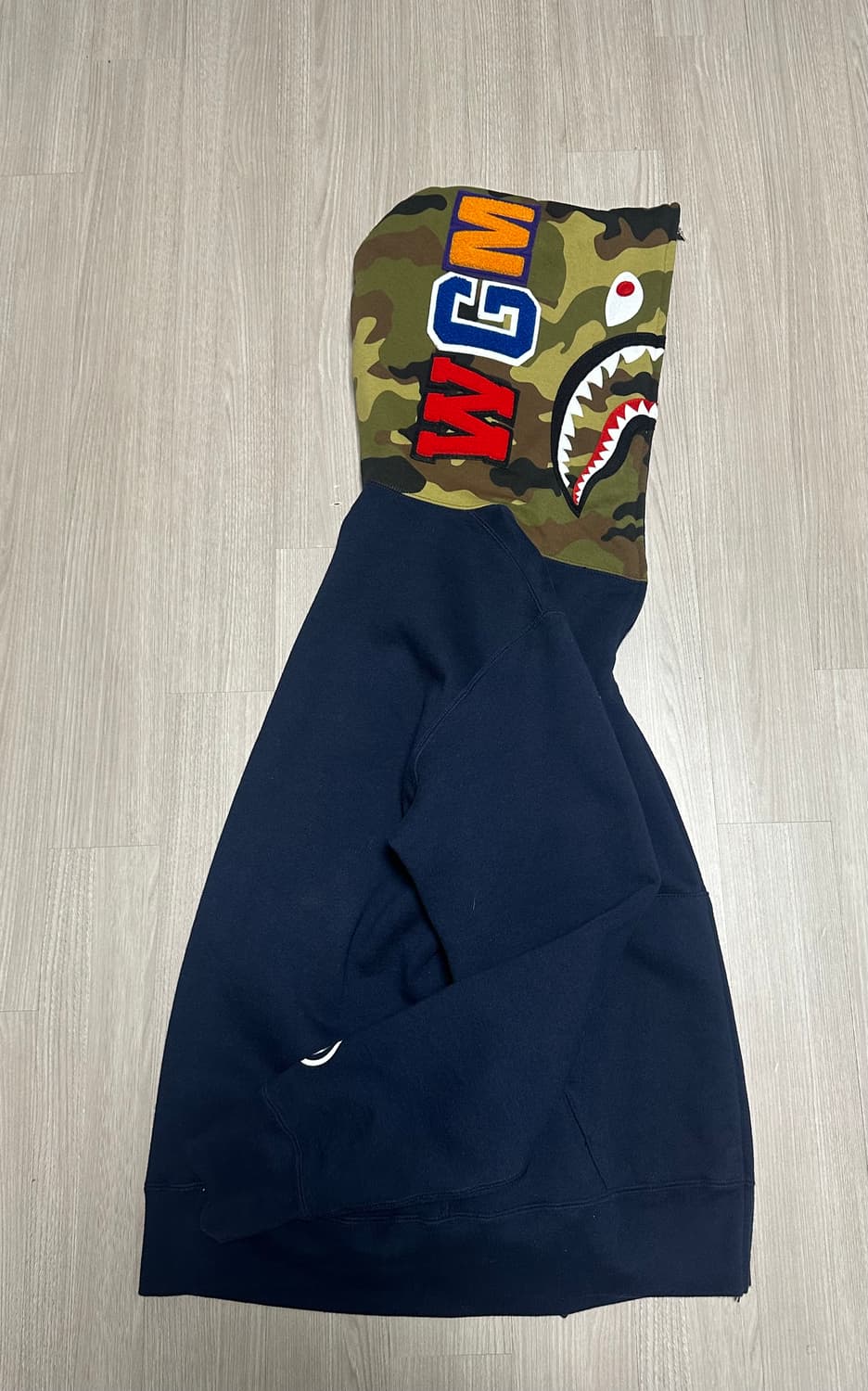 BAPE 1st Shark Full Zip Hoodie Navy 상품이미지10