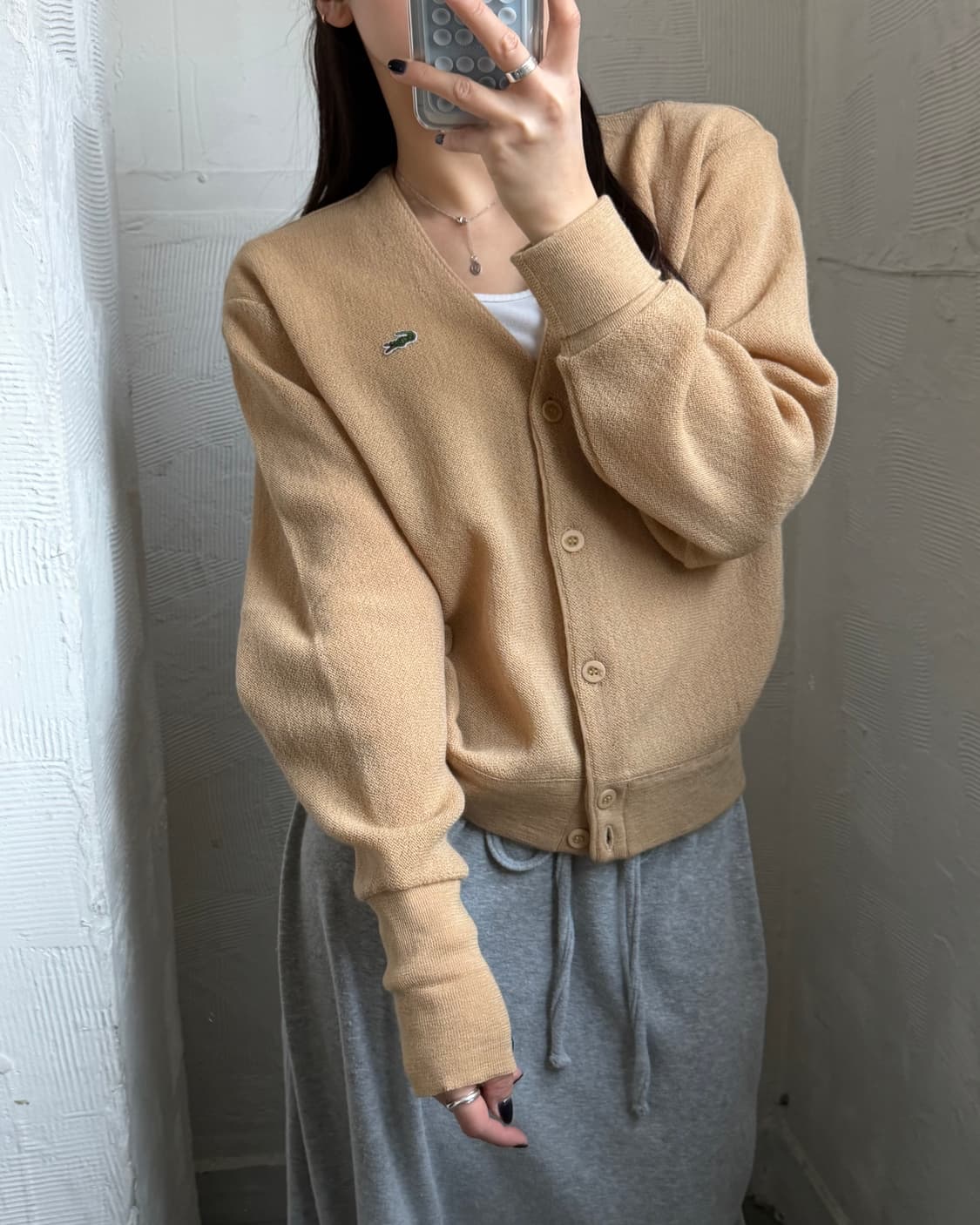 Lacoste 라코스테 베이지 컬러 브이넥 울 가디건 상품이미지1