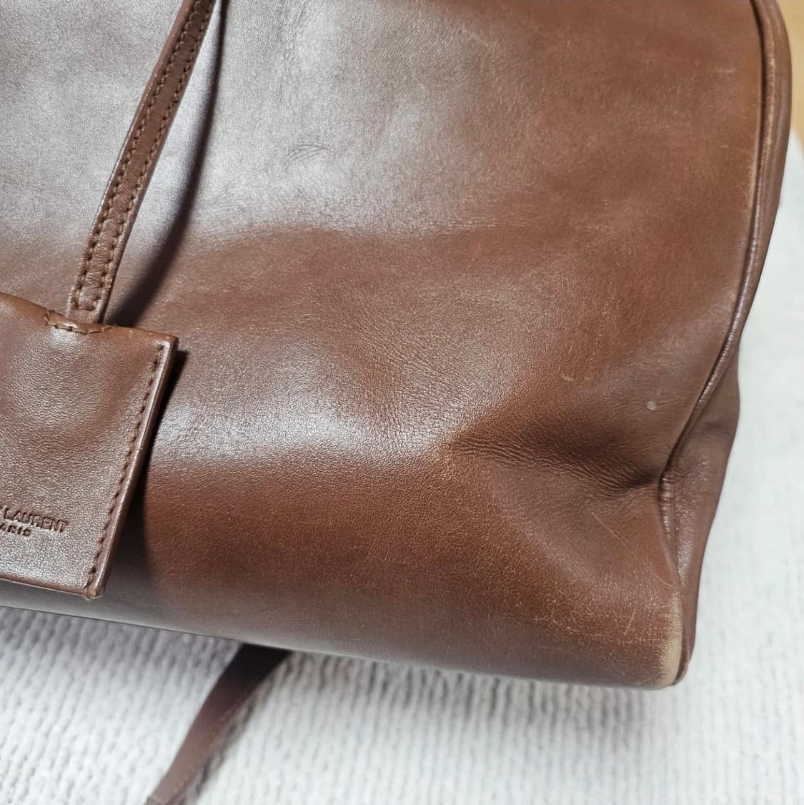 생로랑 브라운 레더 더플백 12 상품이미지5
