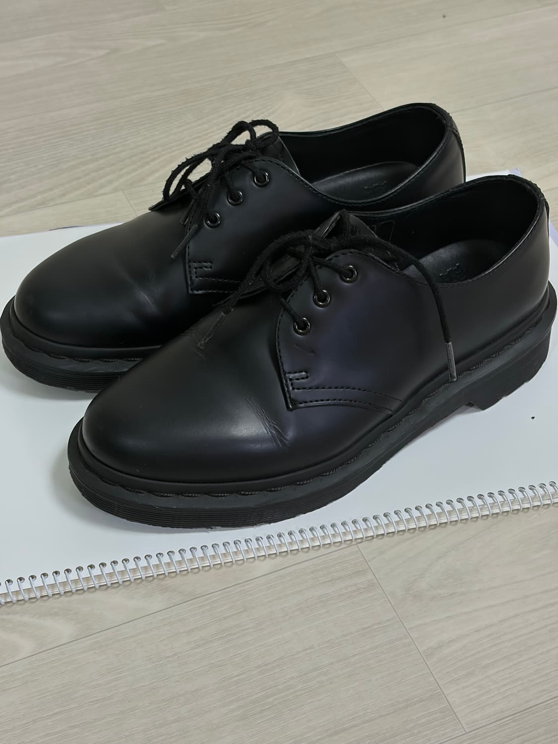 닥터마틴 더비슈즈 모노 블랙 3홀 uk4 (240)  상품이미지2