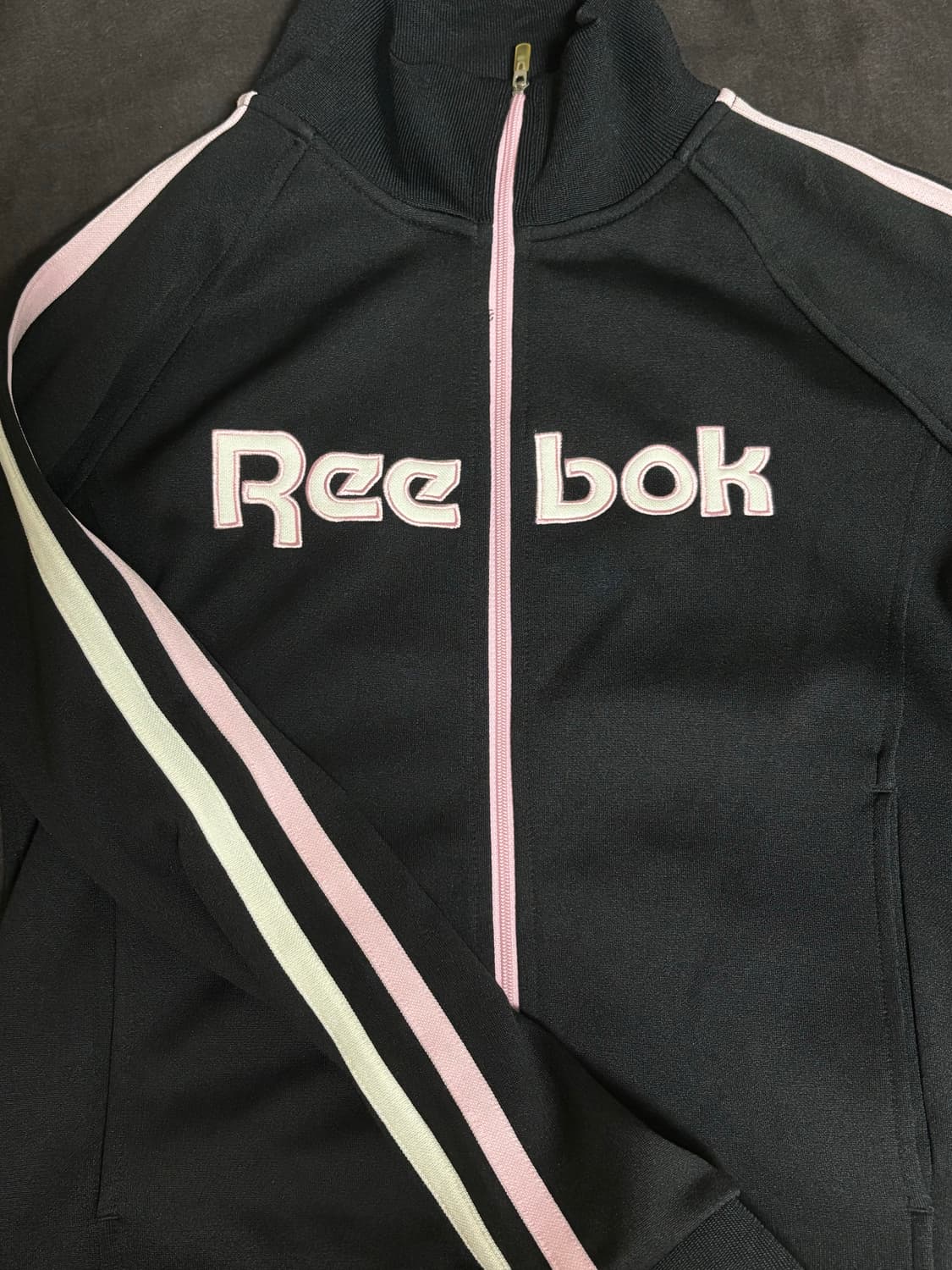 리복 딸기우유 집업 상품이미지2