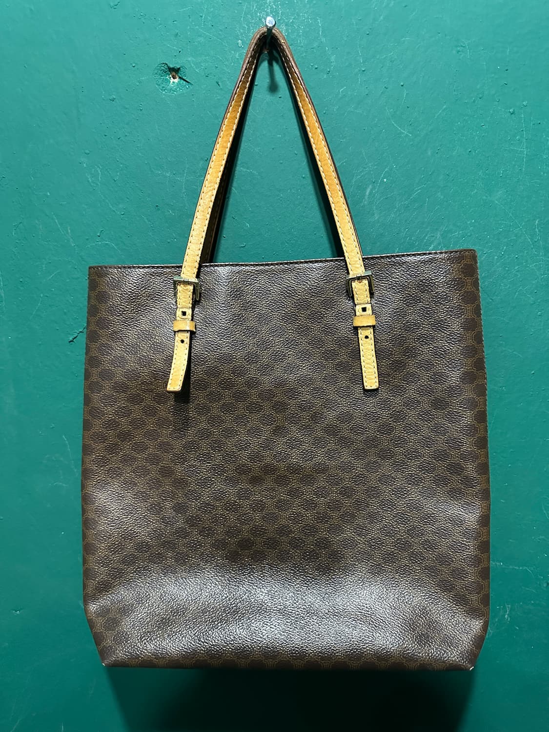 셀린느 마카담 토드백 상품이미지1