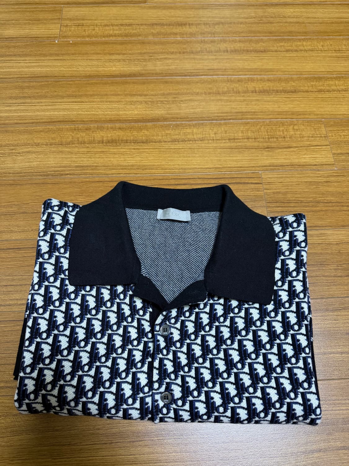 디올 오블리크 pk셔츠 판매합니다 상품이미지3