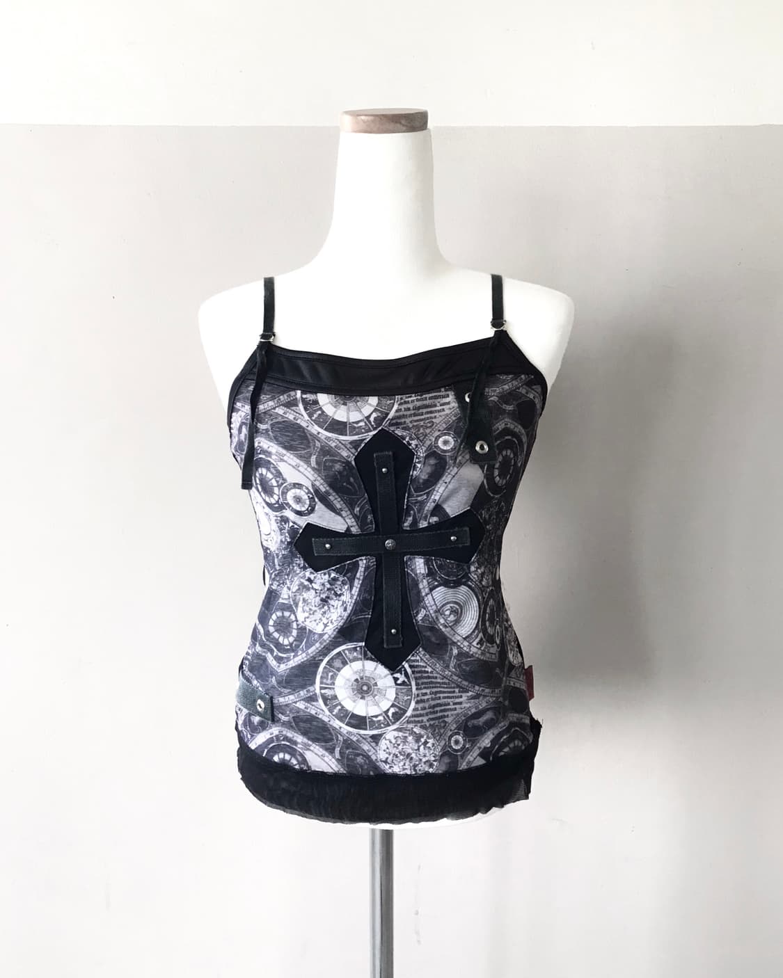 Ozz on 00s punk sleeveless 상품이미지1